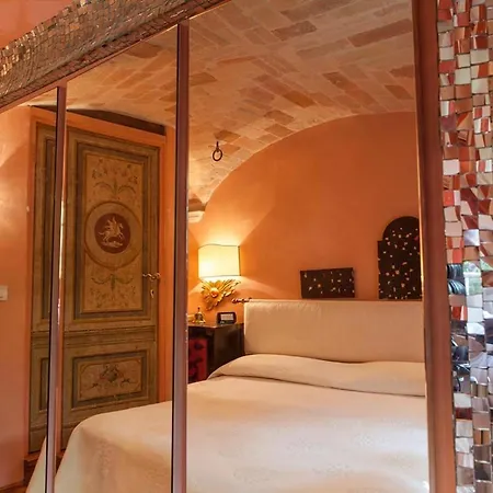 Apartment Marcheamore - Bottega Di Giacomino For Art Lovers, With Private Courtyard Fermo
