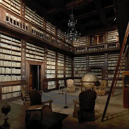 Marcheamore - Bottega Di Giacomino For Art Lovers, With Private Courtyard Апартаменты *