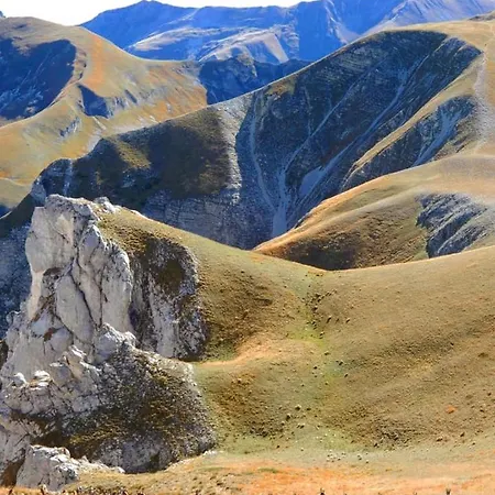 Marcheamore - Bottega Di Giacomino For Art Lovers, With Private Courtyard *